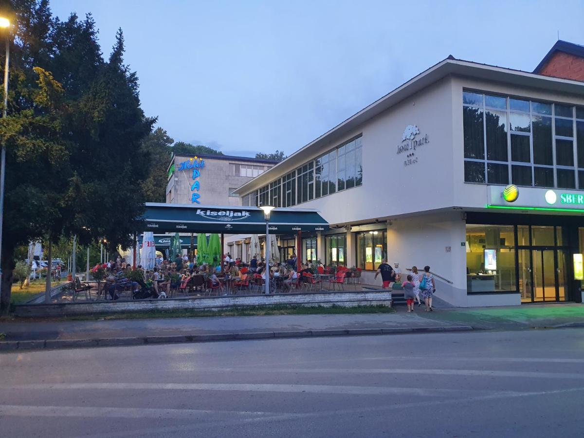 Park Hotel Bihać Exterior foto
